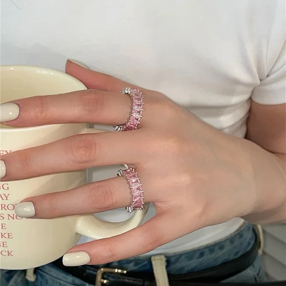 Pink rhinestones ring - Picture 1 of 7